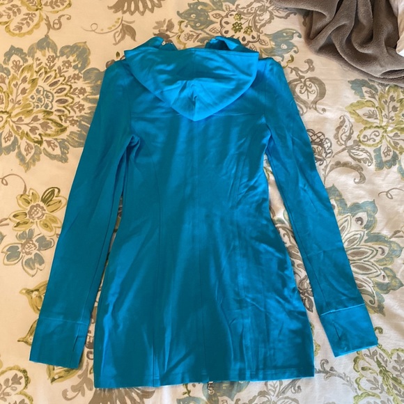 Never worn Joseph Ribkoff athletic long hoodie - Picture 3 of 8